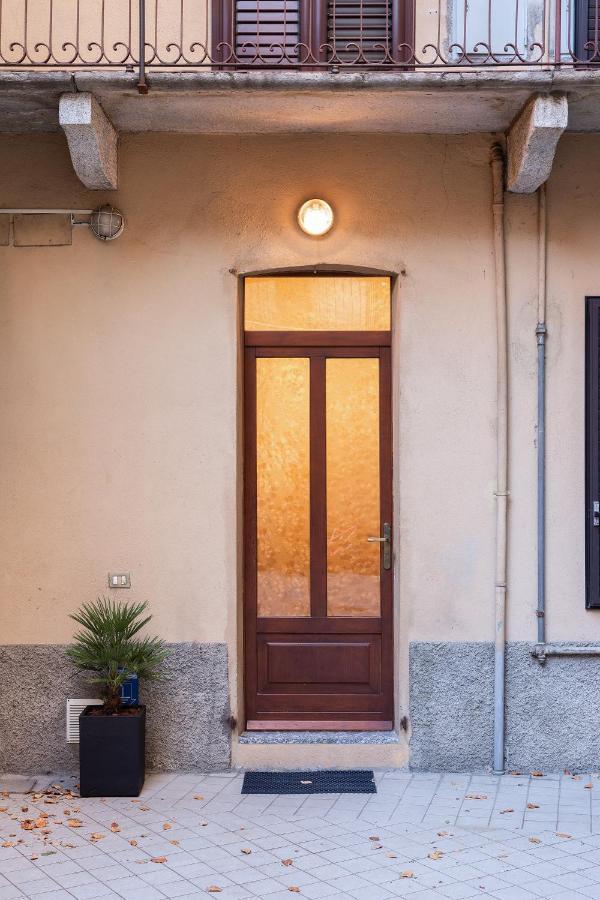 Como Centro Proprio Dietro L'Angolo Exterior foto
